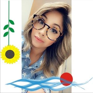 Meet your Posher, Roxana